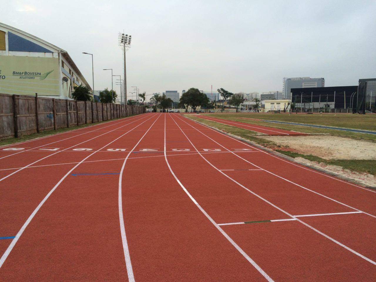 Top High Performance - Pista de Atletismo Toptrack